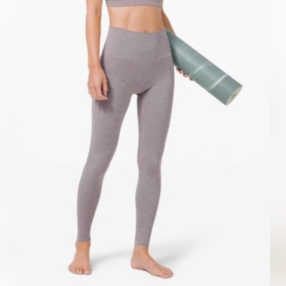 Lululemon Align Pant 28" Heathered Lunar Rock
Size 6 Nulu Yoga